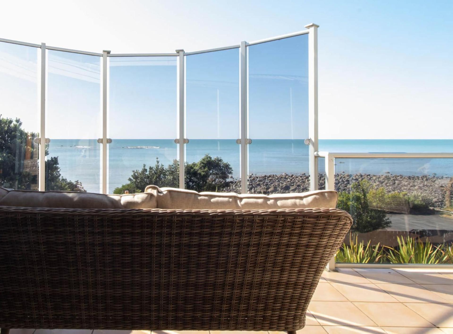 הוילה ניו פלימות' Beachfront Bliss On Wanaka Terrace Support Local מראה חיצוני תמונה